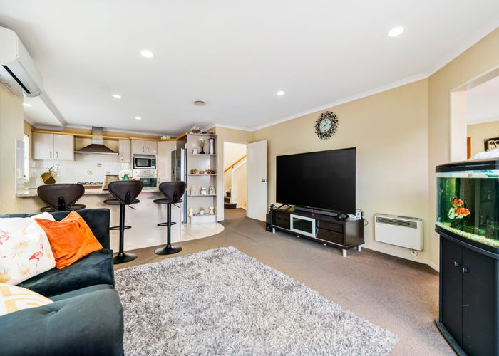  at 11 Barcaldine Road, Flat Bush, Auckland