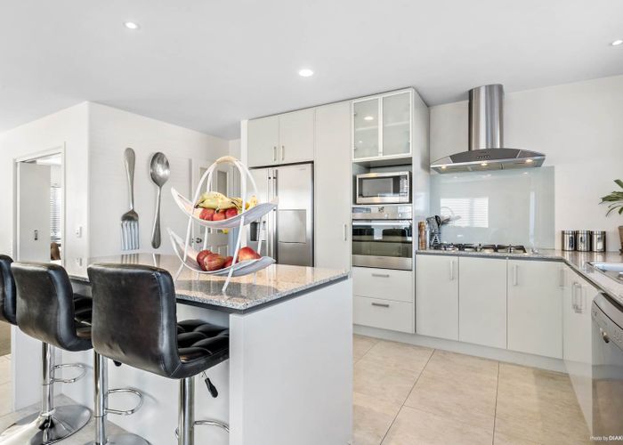  at 5 Amaretto Avenue, Flat Bush, Auckland