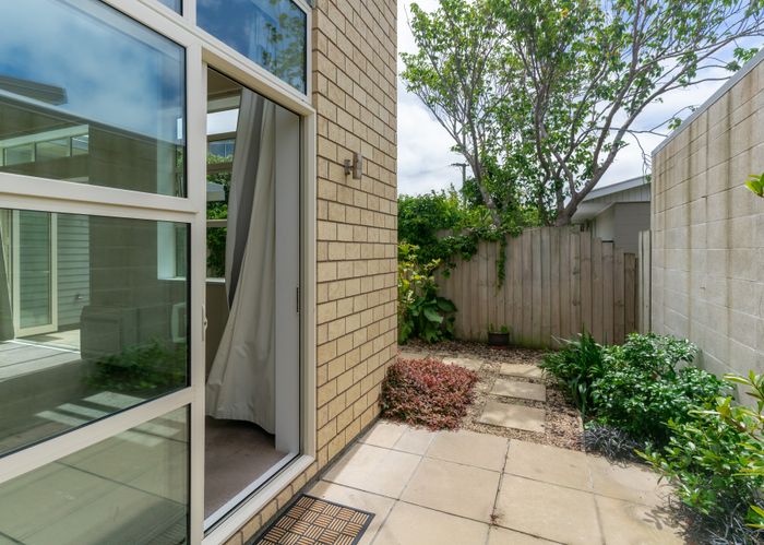  at 3/43 Main Road, Redcliffs, Christchurch