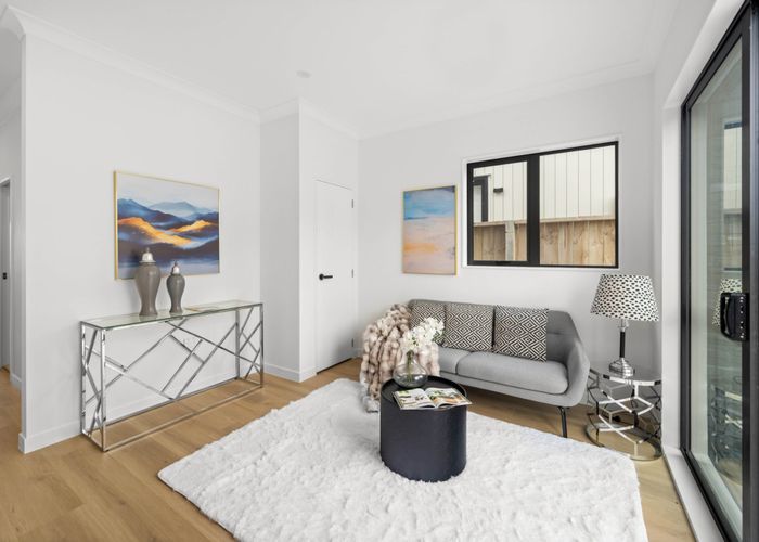  at 5 Ridgehill Rise, Flat Bush, Auckland