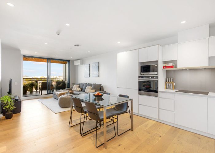  at 320/64 Victoria Street, Onehunga, Auckland