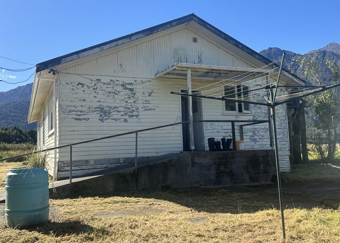  at 438 Poerua Valley Road, Harihari, Westland, West Coast