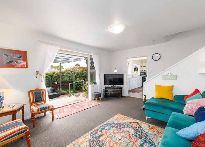  at 2/46 Rochester Street, Linwood, Christchurch