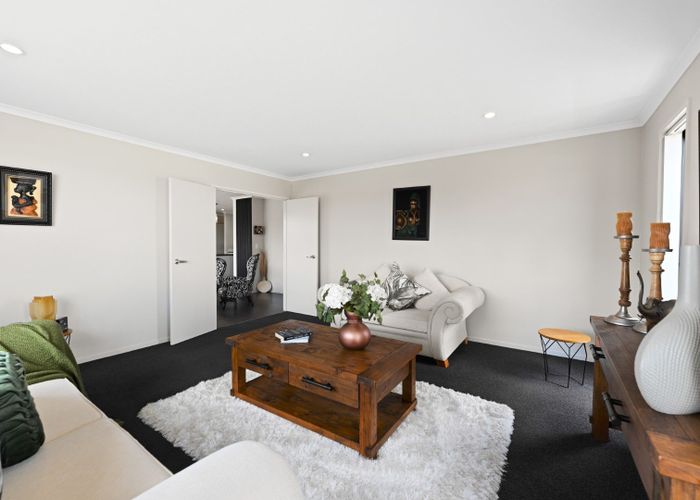  at 3 Rigg Place, Flagstaff, Hamilton