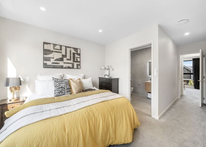  at 83 Tarapuka Road, Westgate, Waitakere City, Auckland