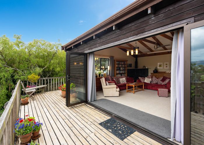  at 32 Frances Street, Broad Bay, Dunedin