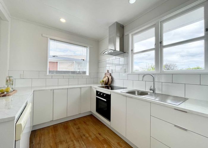  at 15 Kensington Place, Fairfield, Hamilton, Waikato