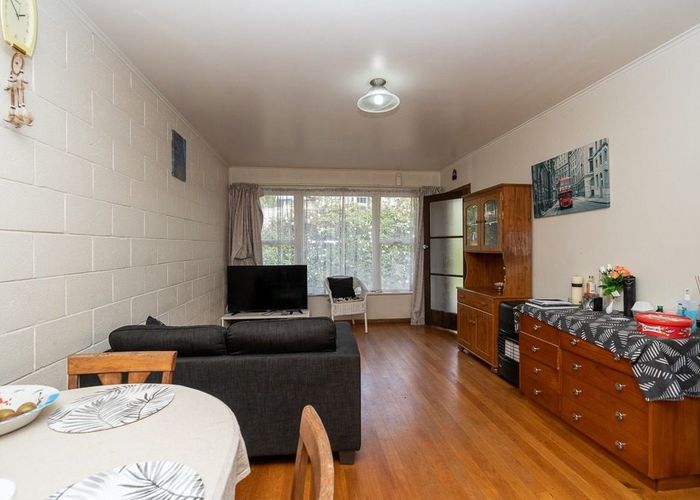  at 4/3 Puutikitiki Street, Hamilton East, Hamilton, Waikato