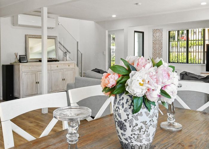  at 25 Silkwood Grove, Totara Heights, Manukau City, Auckland