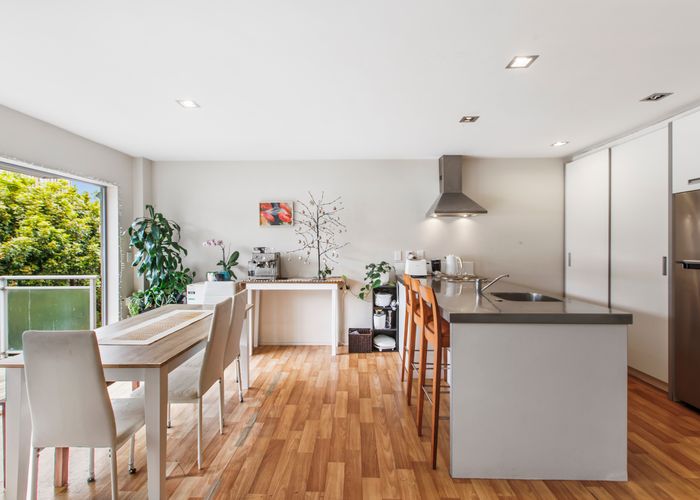  at 7/17 Auburn Street, Grafton, Auckland