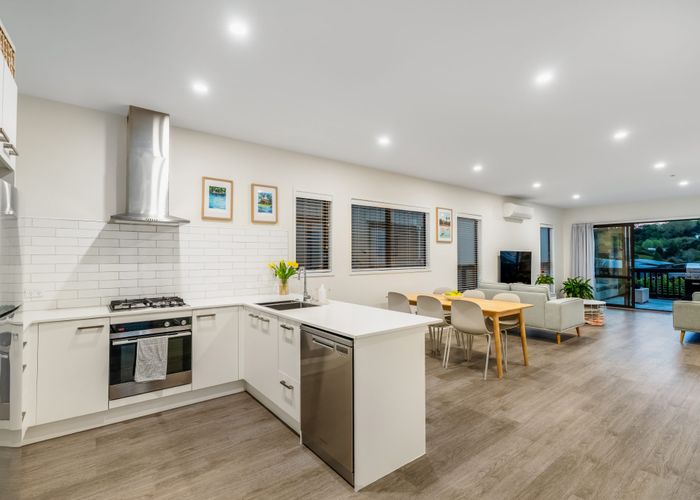  at 17 Pukanui Avenue, Totara Park, Manukau City, Auckland