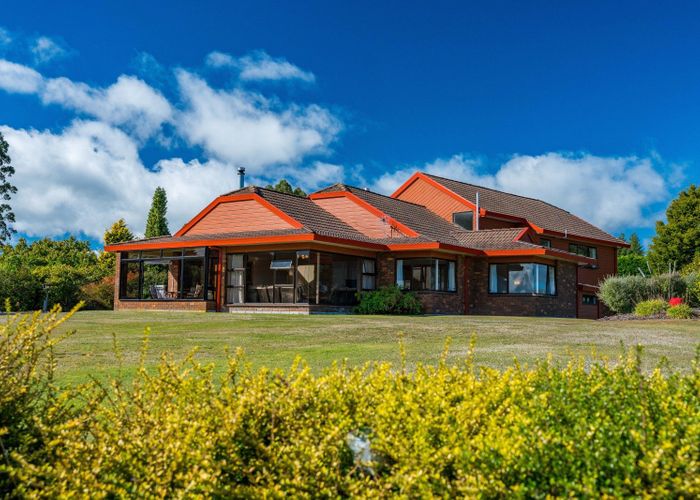  at 8 Mark Wynd, Lake Taupo, Taupo, Waikato