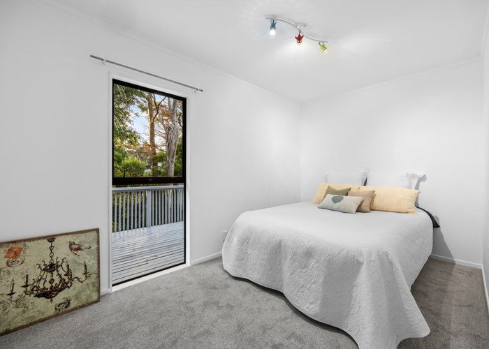  at 66 Gledstane Road, Stanmore Bay, Whangaparaoa