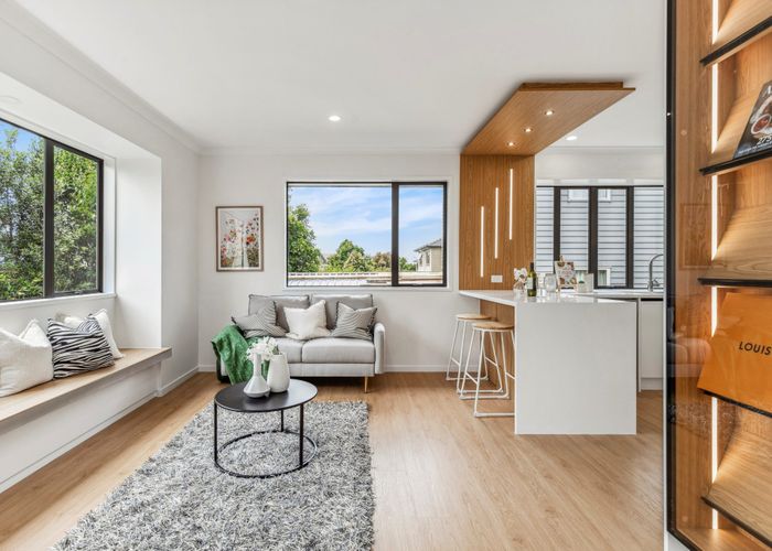  at 17A Grassways Avenue, Pakuranga, Auckland
