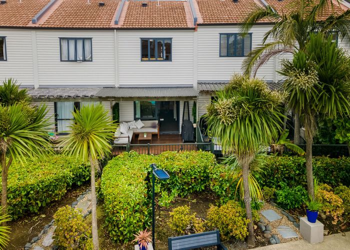 at 3/21 Armoy Drive, East Tamaki, Manukau City, Auckland