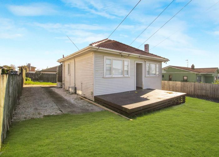  at 1/42 Cambridge Terrace, Papatoetoe, Manukau City, Auckland