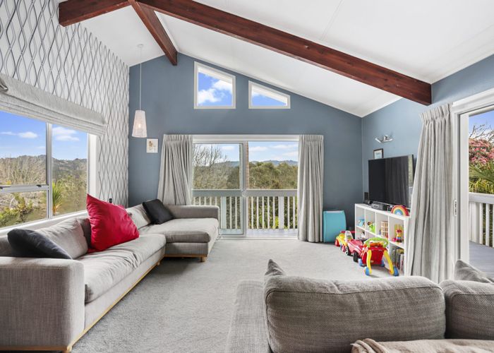  at 16 Autumn Avenue, Glen Eden, Auckland