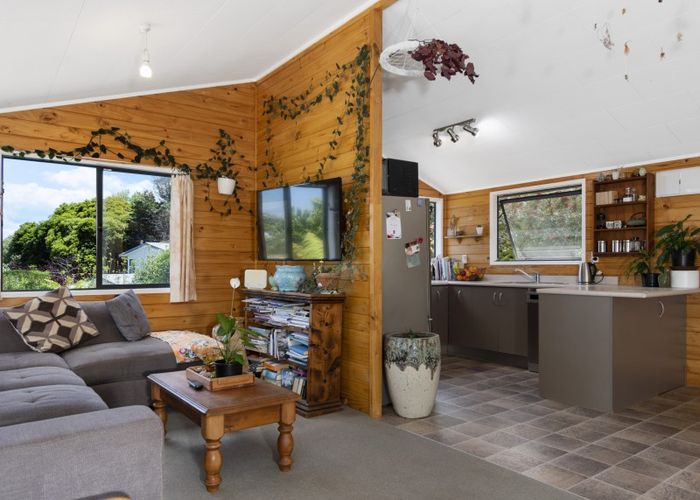  at 4 Koutunui Road, Athenree, Waihi Beach