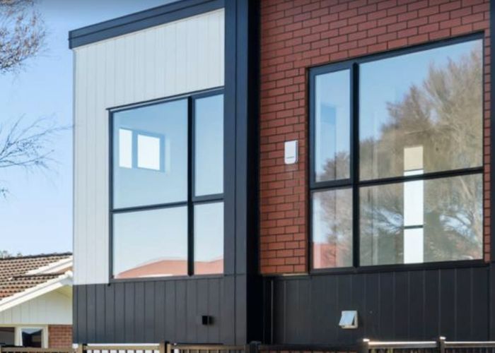  at 95 Walker Road, Point Chevalier, Auckland