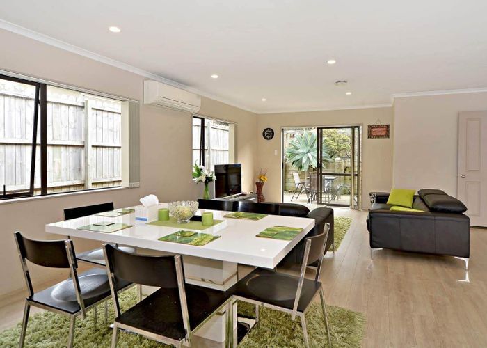  at 5 Mandival Avenue, Flat Bush, Manukau City, Auckland