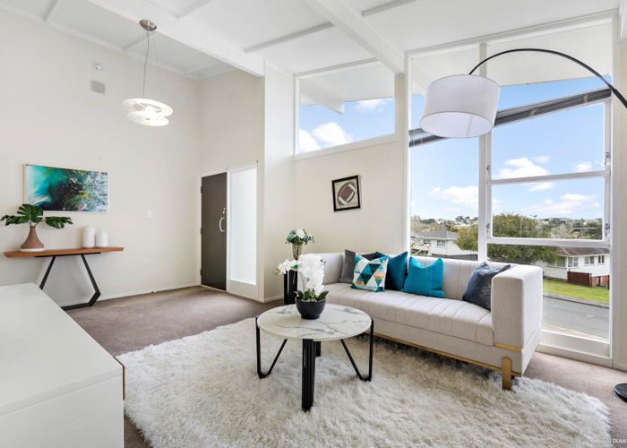  at 29 Hatherlow Street, Glenfield, Auckland