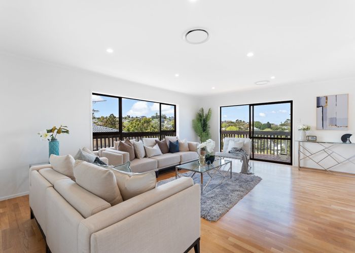  at 23 Ravenwood Drive, Forrest Hill, North Shore City, Auckland