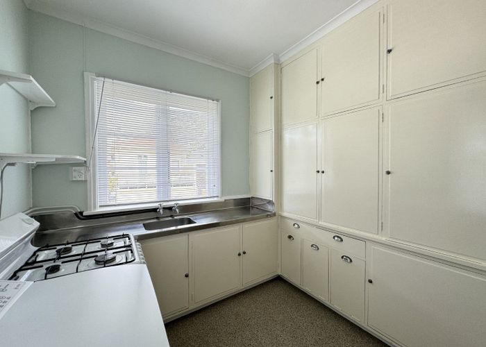  at 9 Lewisville Terrace, Thorndon, Wellington, Wellington