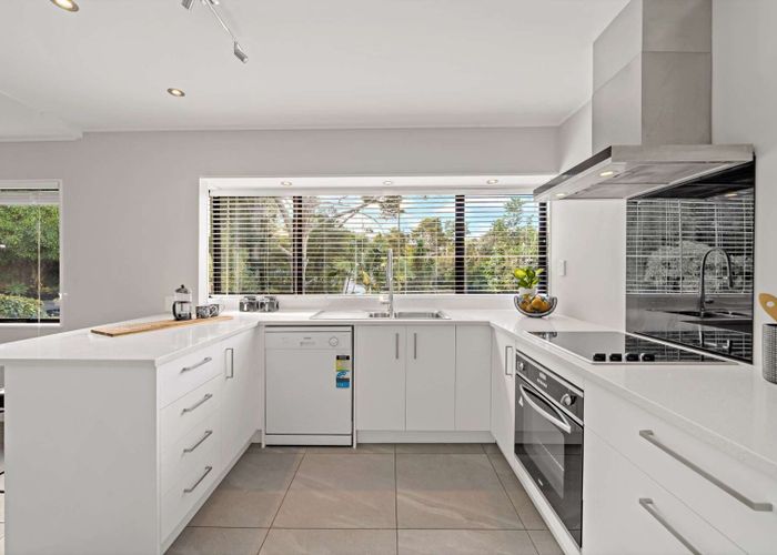  at 6/60A Lynden  Avenue, Northcote, North Shore City, Auckland