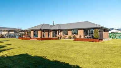  at 18 Majestic Chance, Seaward Bush, Invercargill