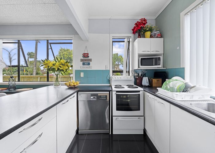  at 1/1 Hamilton Road, Papatoetoe, Manukau City, Auckland