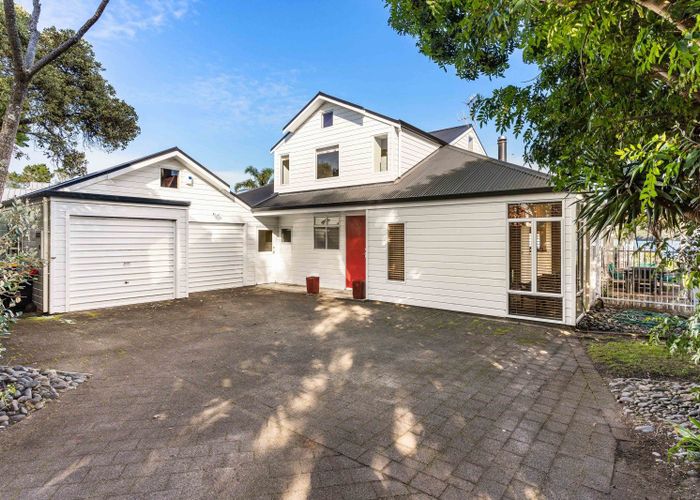  at 27 Golden Hills Drive, Pauanui, Thames-Coromandel, Waikato