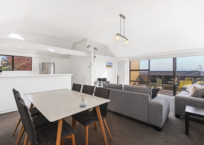  at 1/53 Parklands Drive, Huntsbury, Christchurch