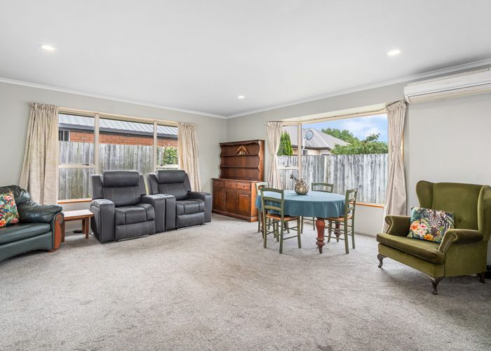  at 2/43 Torrens Road, Hillmorton, Christchurch City, Canterbury