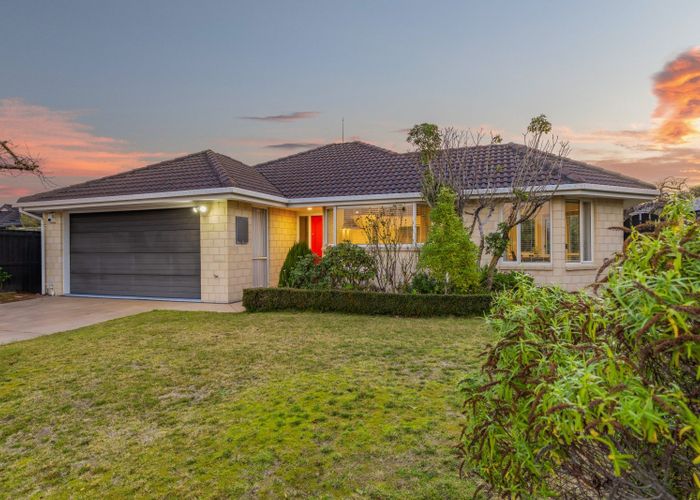  at 31 RUE DE LA MARE, Parklands, Christchurch