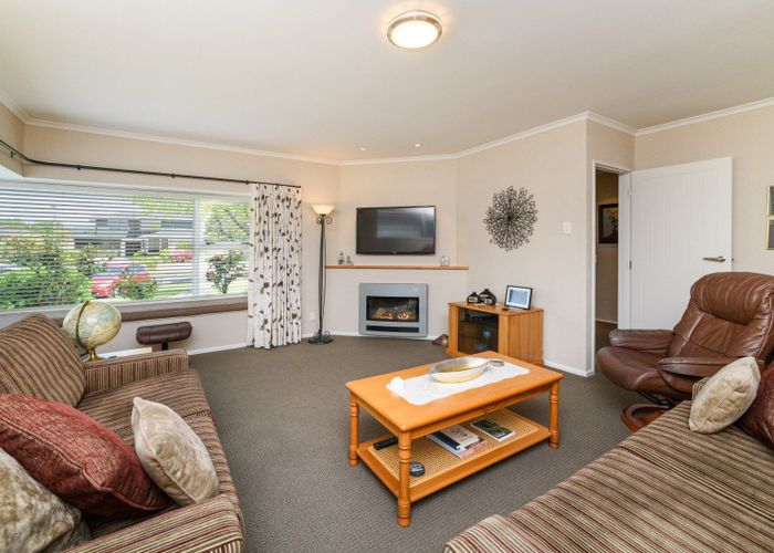  at 6 Mudgway Place, Awapuni, Palmerston North