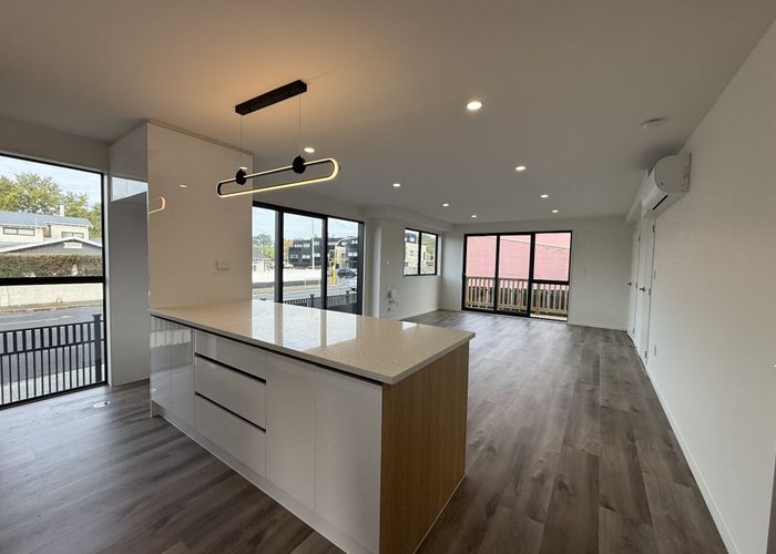  at 2/672 Mt Albert Road, Royal Oak, Auckland City, Auckland