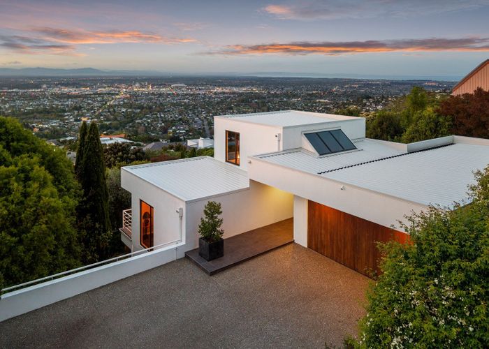  at 3 Allom Lane, Cashmere, Christchurch City, Canterbury