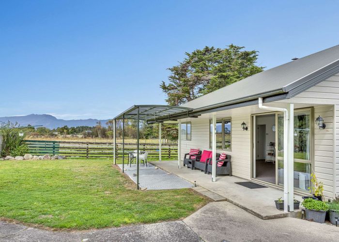  at 332 Cape Foulwind Road, Carters Beach, Buller, West Coast