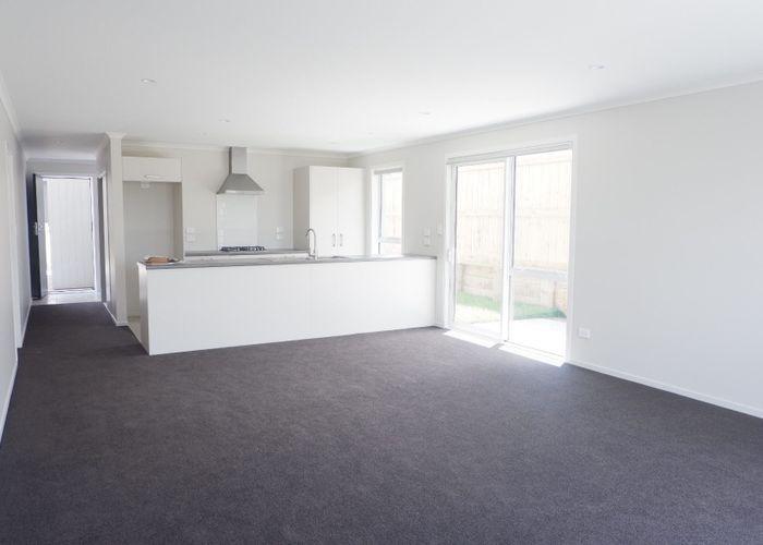  at 68 Pragma Rise, Huntington, Hamilton