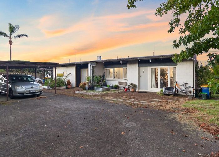 at 1 & 2/135 Glenfield Road, Hillcrest, North Shore City, Auckland