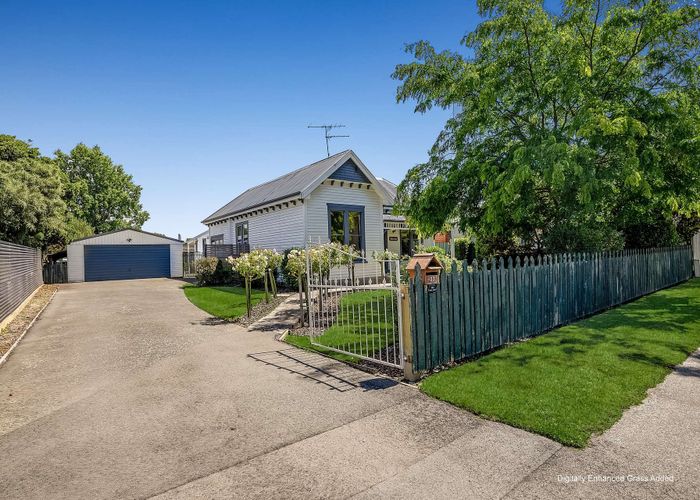  at 33 Cross Street, Allenton, Ashburton