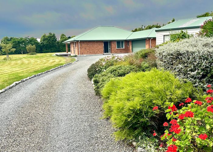  at 33 Ketemaringi Way, Levin