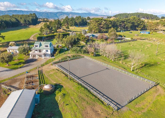  at 593 Waikawa Beach Road, Waikawa Beach, Horowhenua, Manawatu / Whanganui