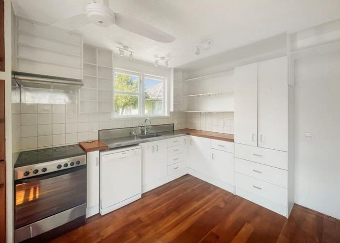  at 30 Douglas Street, Fairfield, Hamilton, Waikato