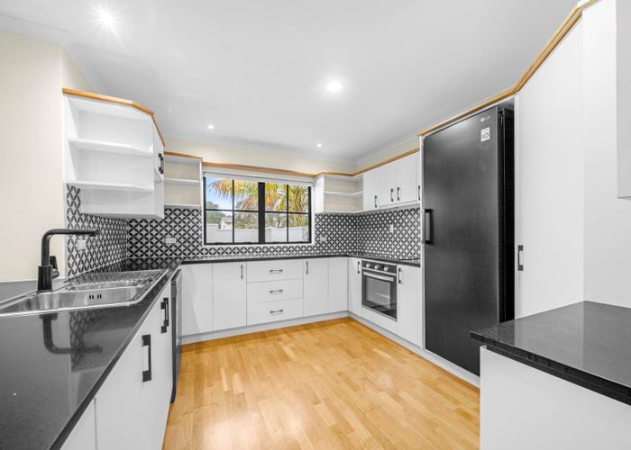  at 67 Marina View Drive, West Harbour, Waitakere City, Auckland