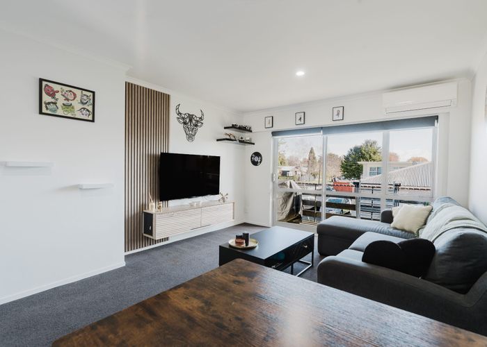  at 2/10 Avon Street, Frankton, Hamilton, Waikato