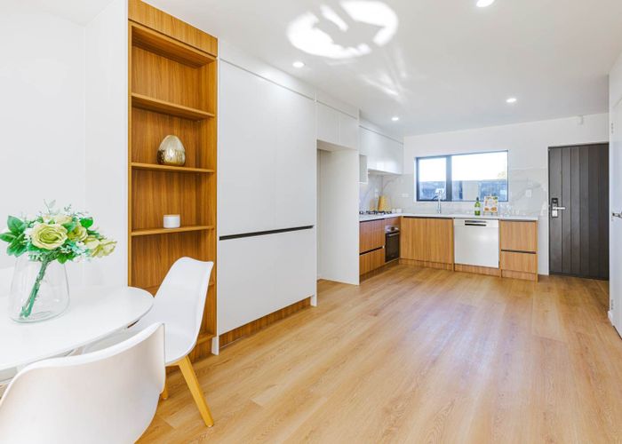  at 4/28 Friedlanders Road, Manurewa, Manukau City, Auckland