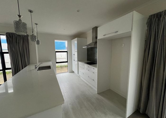  at 61 Goodwin Crescent, Pyes Pa, Tauranga