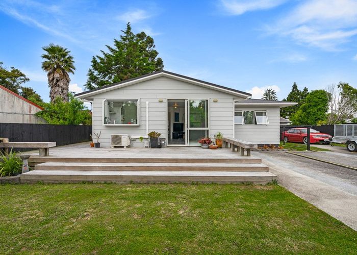  at 9B Woodvale Road, Glen Eden, Waitakere City, Auckland