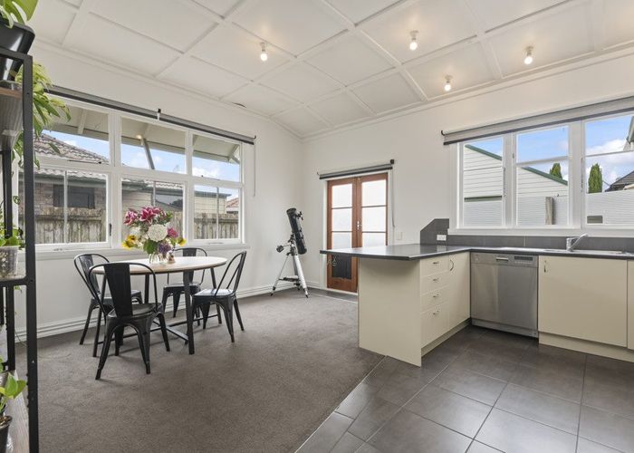  at 570 Church Street, Terrace End, Palmerston North